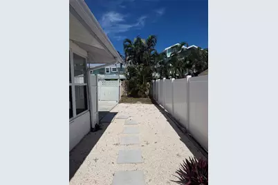 406 71st St #A, Holmes Beach, FL 34217 - Photo 13