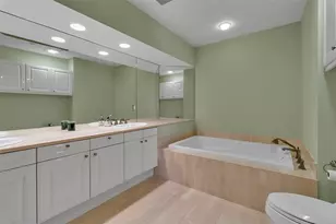 1241 Gulf of Mexico Dr, Longboat Key, FL 34228 - Photo 19