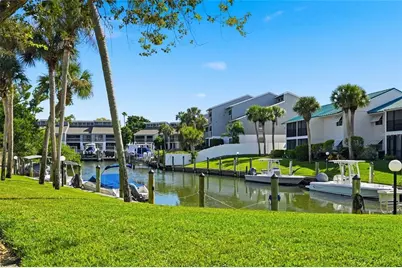 5673 Midnight Pass Road #202, Sarasota, FL 34242 - Photo 5