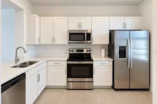 11842 Stonesmith Xing, Palmetto, FL 34221 - Photo 3