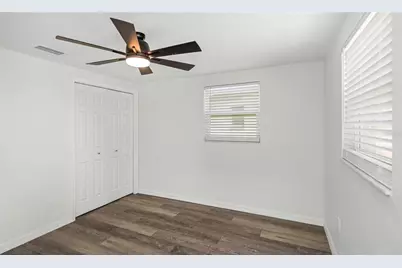 6200 Emerald Drive, New Port Richey, FL 34653 - Photo 21