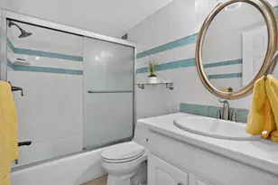 5200 Gulf Dr, Holmes Beach, FL 34217 - Photo 23