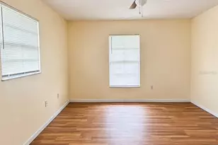 1613 28th St W, Bradenton, FL 34205 - Photo 9