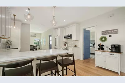 2546 Loma Linda Street, Sarasota, FL 34239 - Photo 11