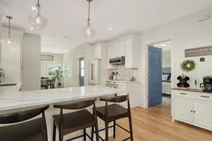 2546 Loma Linda St, Sarasota, FL 34239 - Photo 11