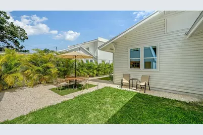 2546 Loma Linda Street, Sarasota, FL 34239 - Photo 25