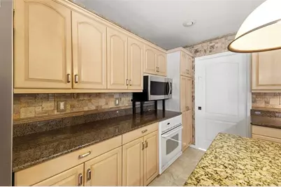 2429 Whippoorwill Circle, Sarasota, FL 34231 - Photo 21