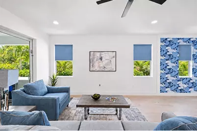 1647 Siesta Drive, Sarasota, FL 34239 - Photo 23