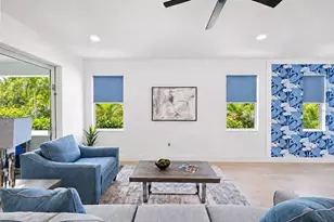 1647 Siesta Dr, Sarasota, FL 34239 - Photo 23