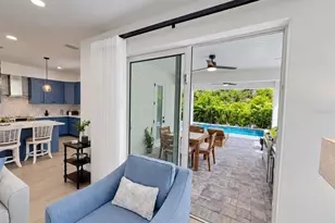 1647 Siesta Dr, Sarasota, FL 34239 - Photo 11
