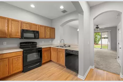 8832 Red Beechwood Court, Riverview, FL 33578 - Photo 7
