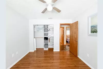 2751 72nd Avenue Drive E, Sarasota, FL 34243 - Photo 19