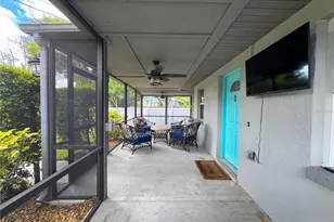 2751 72nd Ave Dr E, Sarasota, FL 34243 - Photo 27