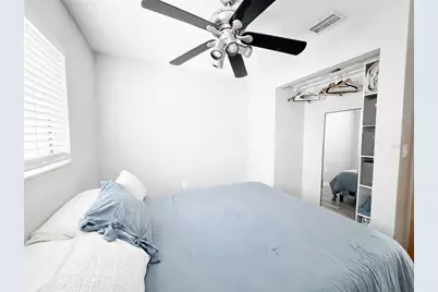 2751 72nd Avenue Drive E, Sarasota, FL 34243 - Photo 23