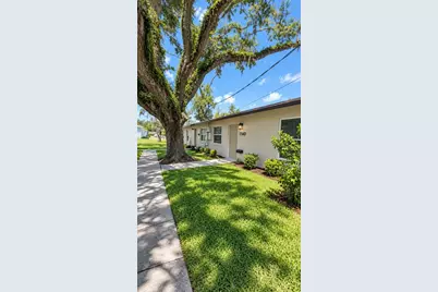 806 12th Street E, Bradenton, FL 34208 - Photo 1