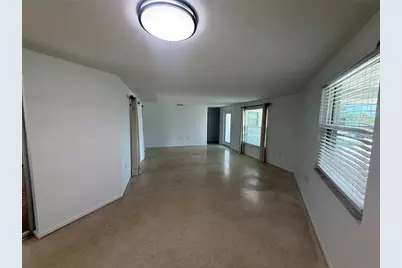 8735 Dunmore Drive, Sarasota, FL 34231 - Photo 3