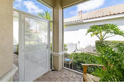 7164 Rue De Palisades #5, Sarasota, FL 34238 - Photo 5