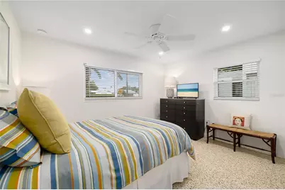3402 S School Avenue, Sarasota, FL 34239 - Photo 29