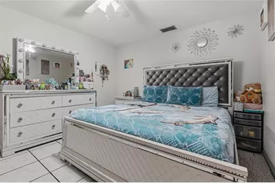 4749 David Avenue, Sarasota, FL 34234 - Photo 13
