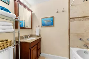 6451 Elmwood Ave, Sarasota, FL 34231 - Photo 35