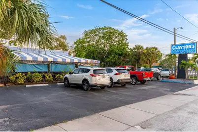 6451 Elmwood Avenue #H, Sarasota, FL 34231 - Photo 75