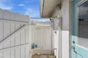 1977 Beach Rd, Englewood, FL 34223 - Photo 23