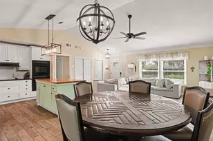 4333 Charing Cross Rd, Sarasota, FL 34241 - Photo 11