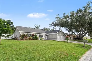 4333 Charing Cross Rd, Sarasota, FL 34241 - Photo 3