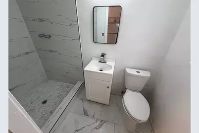 2405 10th Street W, Bradenton, FL 34205 - Photo 23