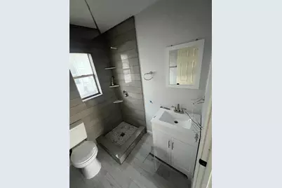 2405 10th Street W, Bradenton, FL 34205 - Photo 33