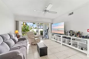 431 Cerromar Ln, Venice, FL 34293 - Photo 15