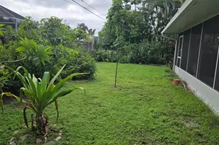 3763 Kosten Pl, Sarasota, FL 34240 - Photo 25
