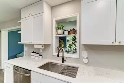 9812 44th Street Court E, Parrish, FL 34219 - Photo 13