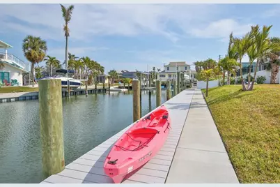 605 Concord Lane, Holmes Beach, FL 34217 - Photo 49