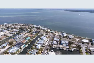 605 Concord Lane, Holmes Beach, FL 34217 - Photo 57