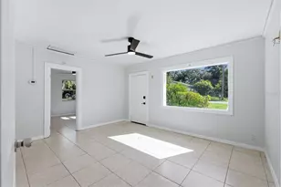 4620 Violet Ave, Sarasota, FL 34233 - Photo 5