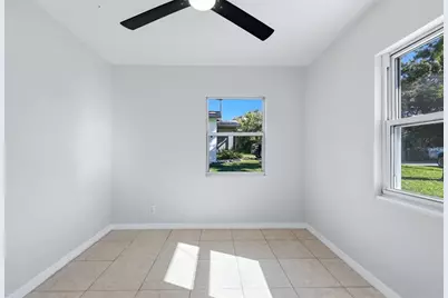 4620 Violet Avenue, Sarasota, FL 34233 - Photo 23