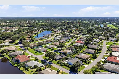 6993 Country Lakes Circle, Sarasota, FL 34243 - Photo 41