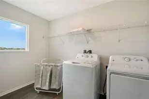 11387 Lake Louisa Ter, Sarasota, FL 34241 - Photo 15