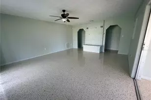 3111 26th St W, Bradenton, FL 34205 - Photo 11