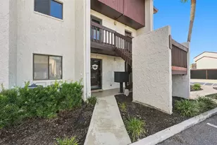 1622 Stickney Point Rd, Sarasota, FL 34231 - Photo 7