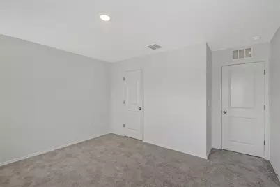11391 Lake Louisa Terrace, Sarasota, FL 34241 - Photo 9