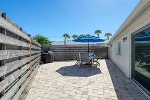 120 Whispering Sands Dr, Sarasota, FL 34242 - Photo 27