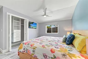120 Whispering Sands Dr, Sarasota, FL 34242 - Photo 35
