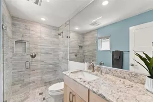 120 Whispering Sands Dr, Sarasota, FL 34242 - Photo 37