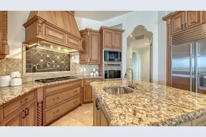 275 Lookout Point Drive, Osprey, FL 34229 - Photo 37