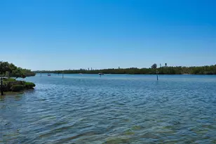 275 Lookout Point Dr, Osprey, FL 34229 - Photo 85