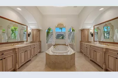 275 Lookout Point Drive, Osprey, FL 34229 - Photo 49