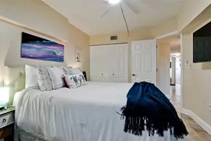 111 10th St S, Bradenton Beach, FL 34217 - Photo 19