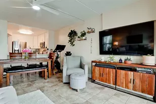 111 10th St S, Bradenton Beach, FL 34217 - Photo 9